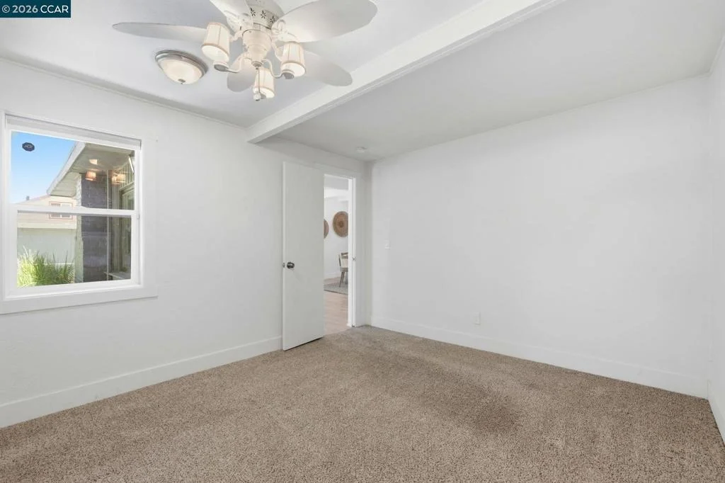 Photo of 2082 Overhill Rd
