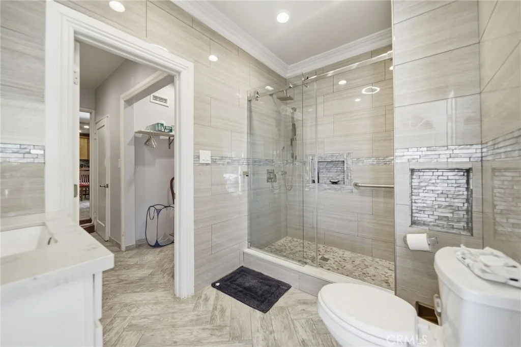Photo of 13500 Pierce