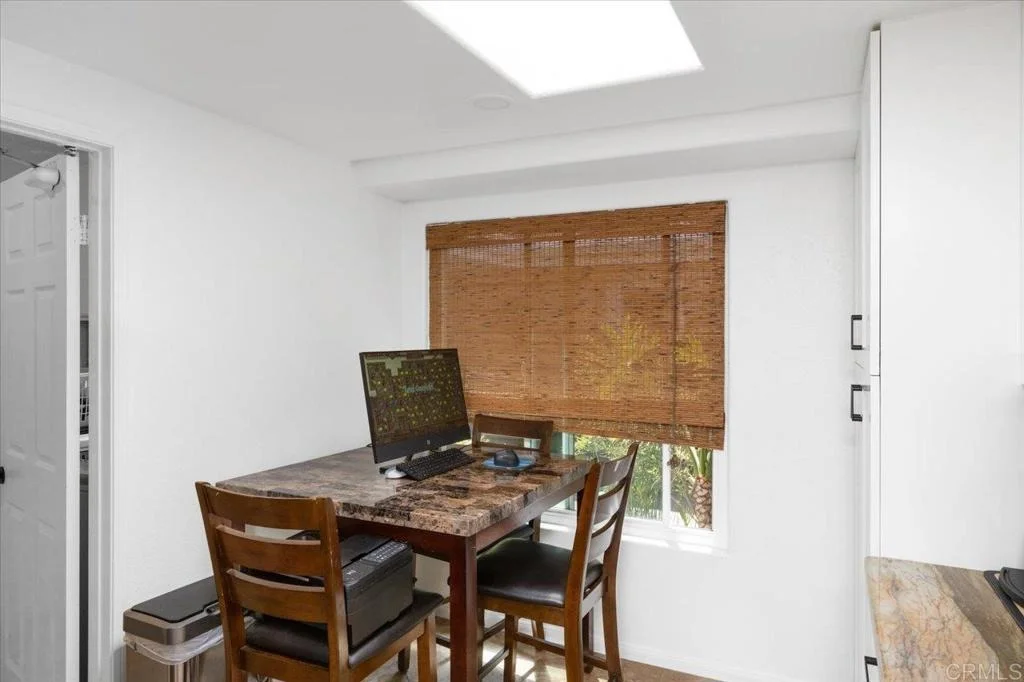 Photo of 878 Rivertree Drive