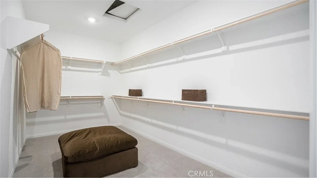 Photo of 17631 Bassets Street
