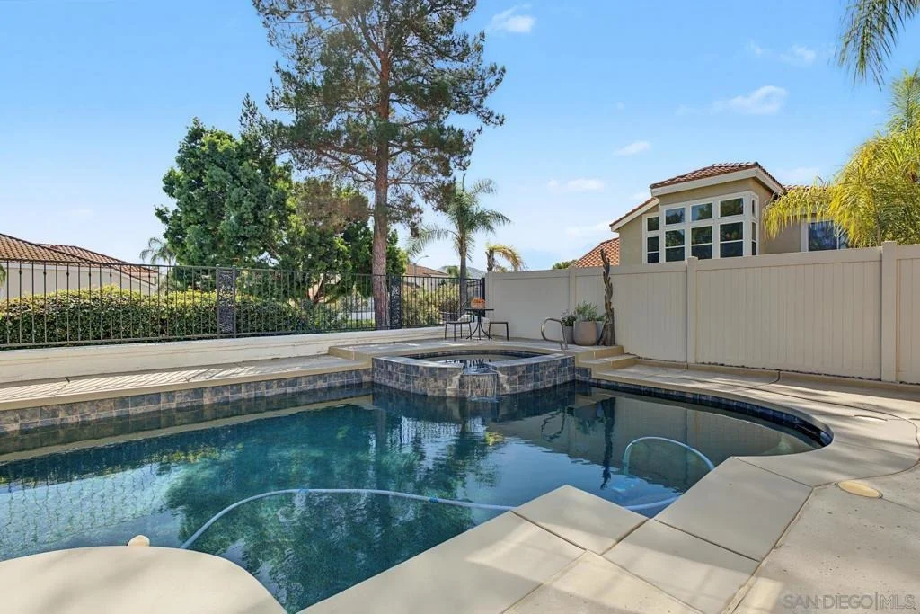 Photo of 45226 Camino Monzon