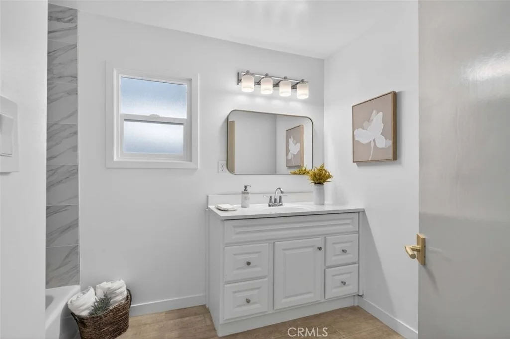 Photo of 6433 Creemore Lane