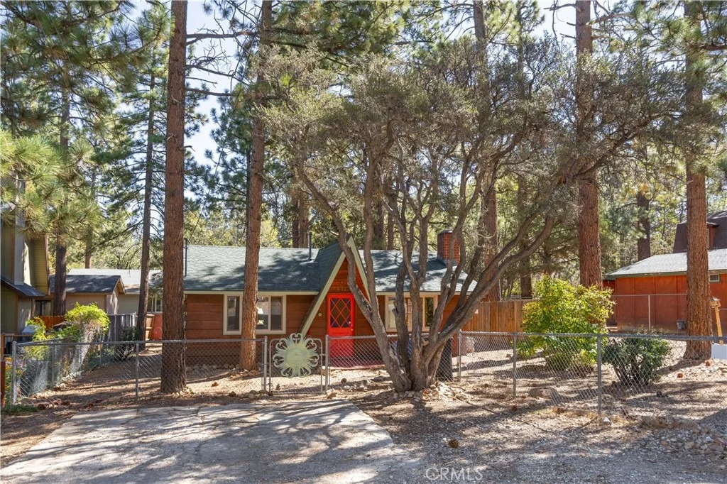 Photo of 337 Holmes Lane