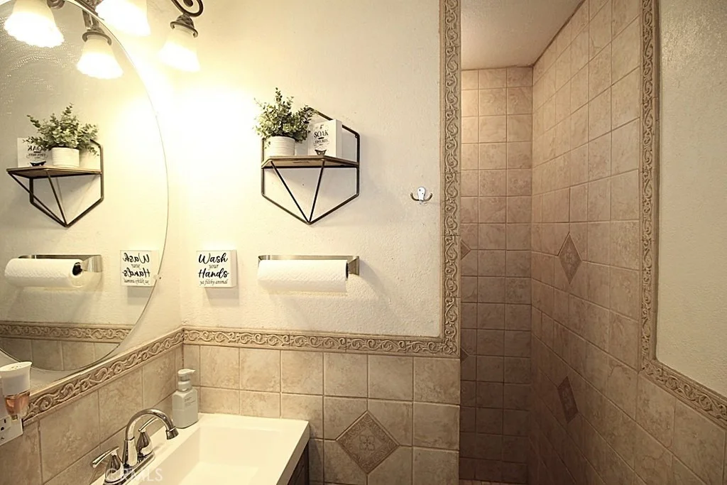 Photo of 26340 Community