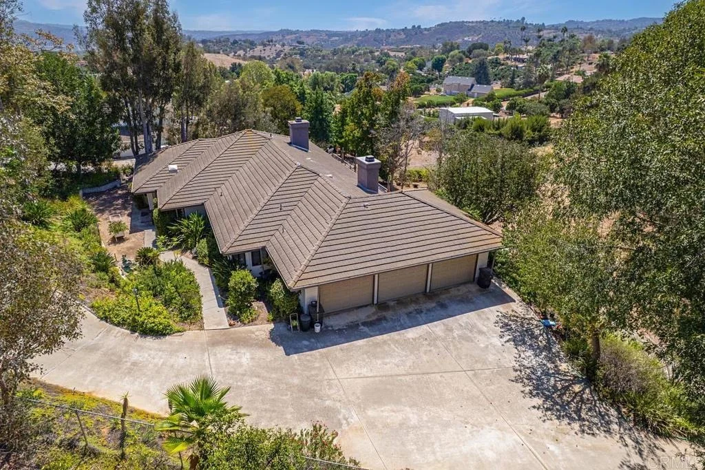 Photo of 3911 Alta Vista Drive
