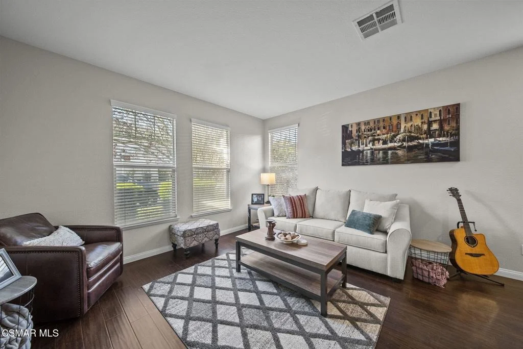 Photo of 584 Roosevelt Court