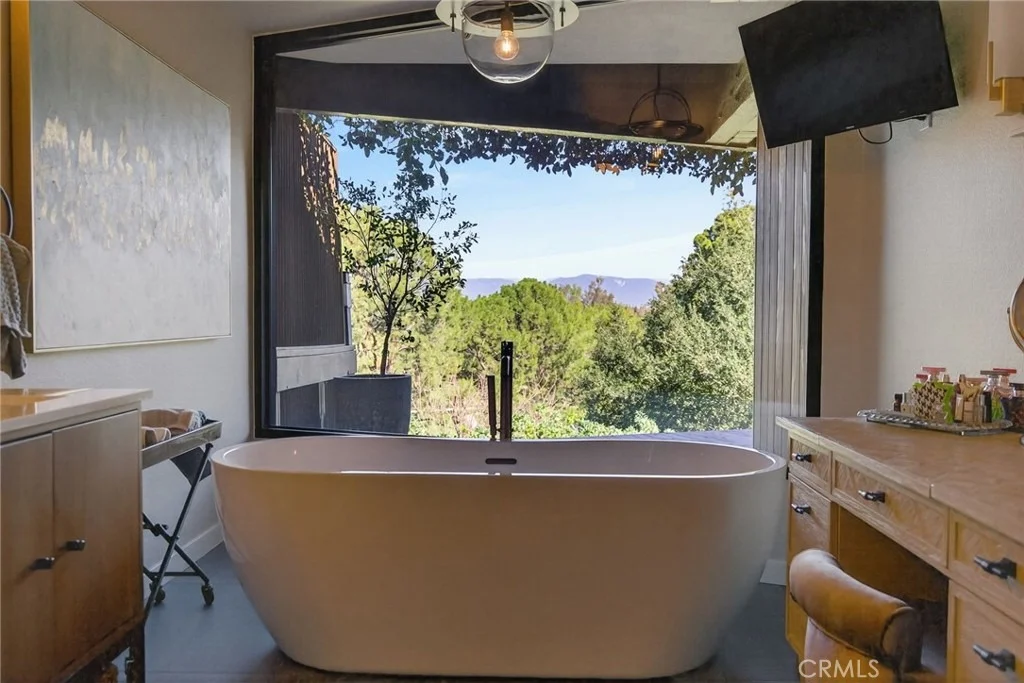 Photo of 2023 Arroyo Drive