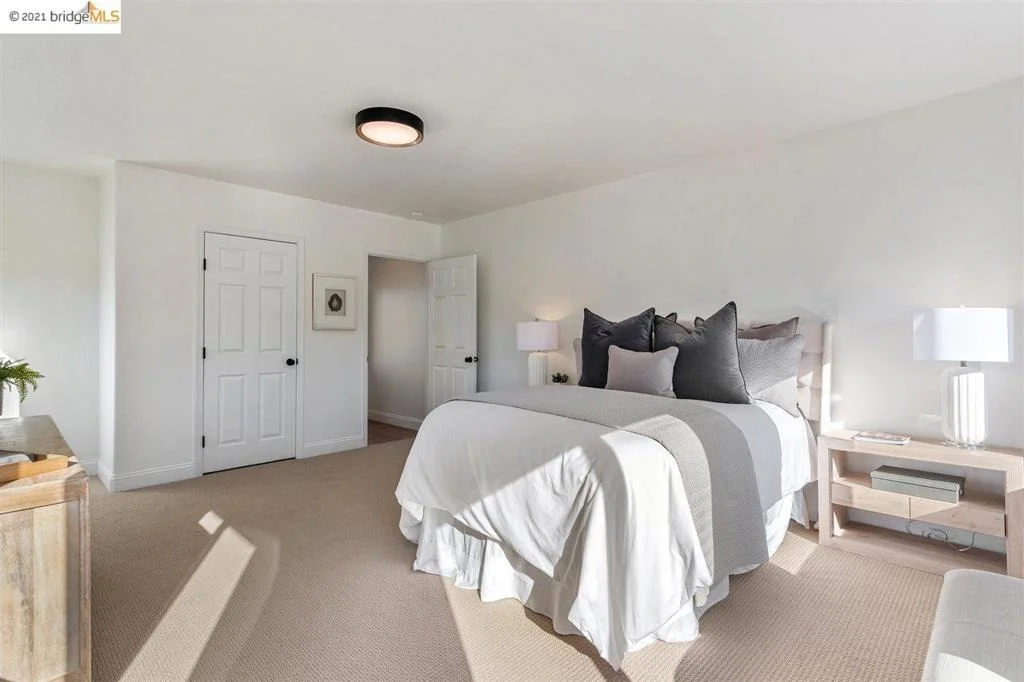 Photo of 450 Lewis Ave