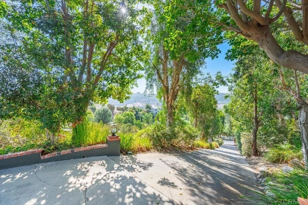 Photo of 3336 Old Post Road