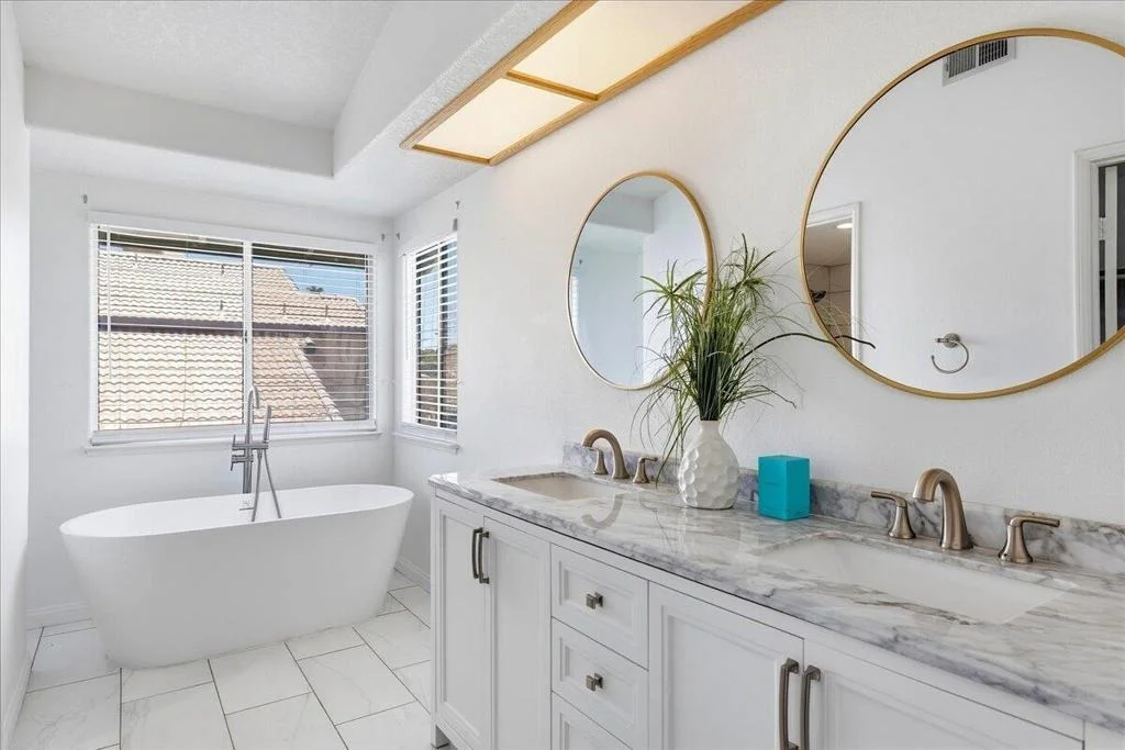 Photo of 78665 Bradford Circle