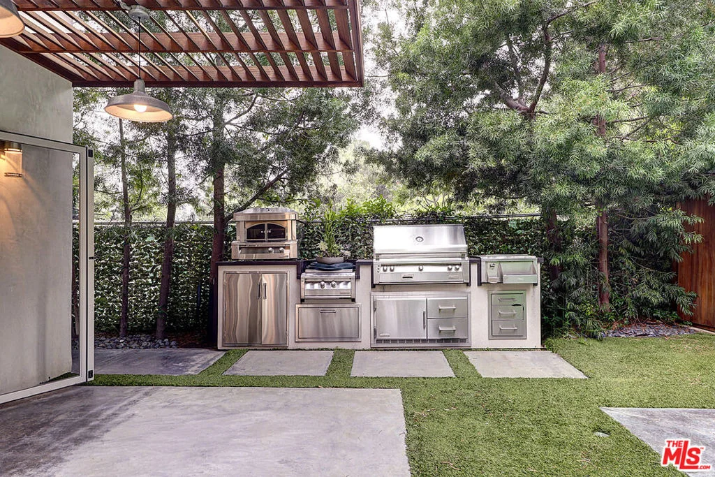 Photo of 10832 Wrightwood Lane