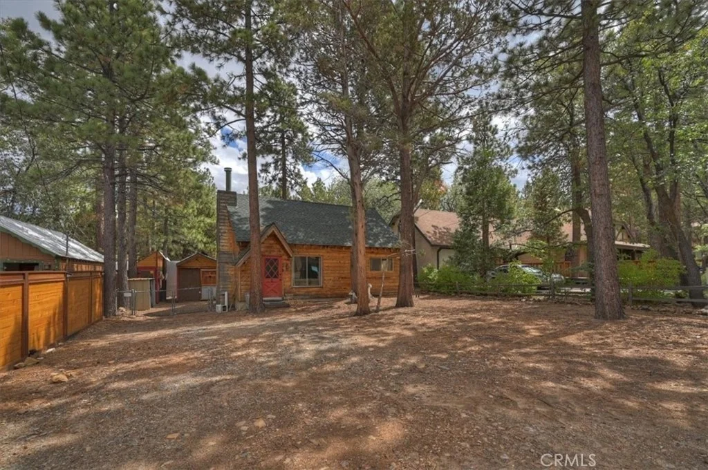 Photo of 313 Leonard
