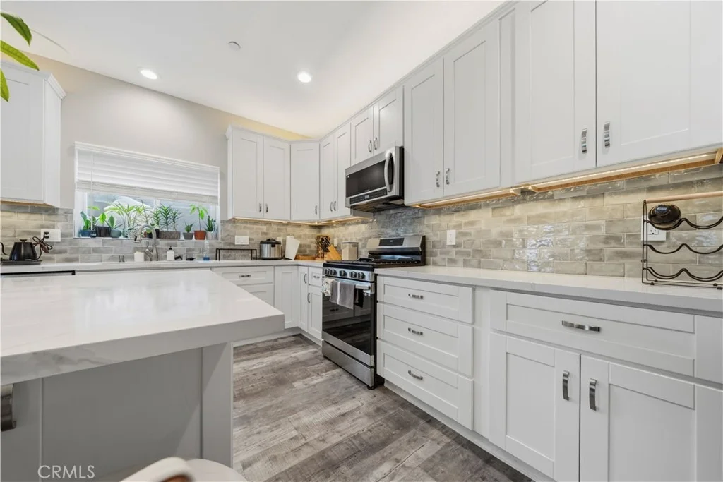Photo of 1650 Paraiso