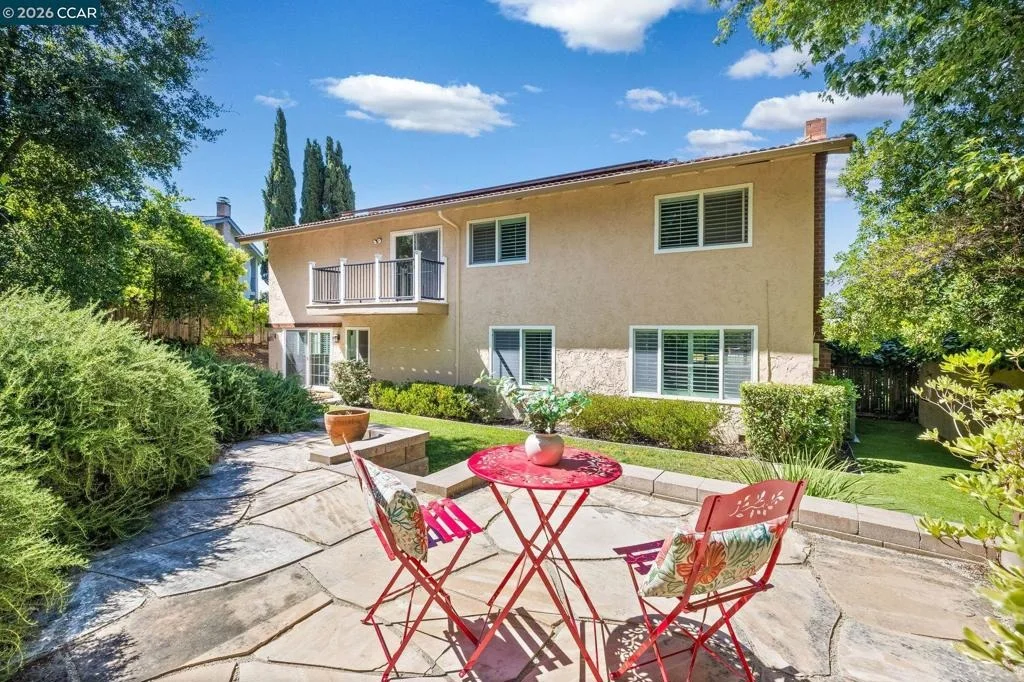 Photo of 2339 Lariat Ln