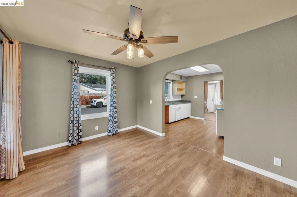 Photo of 3742 Walnut Ave