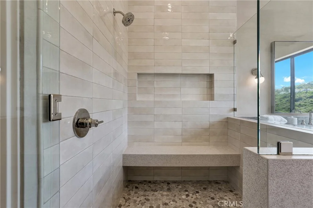 Photo of 408 Avenida Presidio