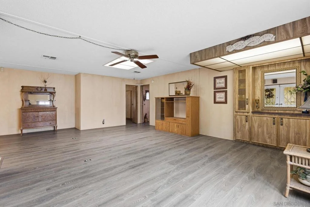 Photo of 1370 Cabrillo Drive