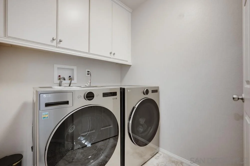 Photo of 40278 Ayer Ln