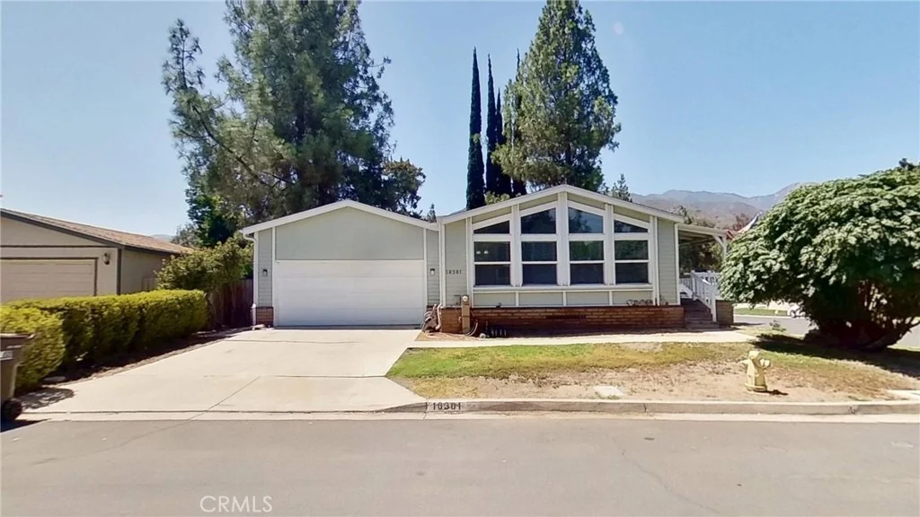 Photo of 10301 Wagonroad W