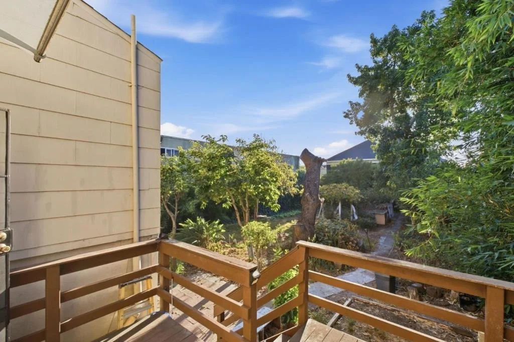 Photo of 5457 Vicente Way