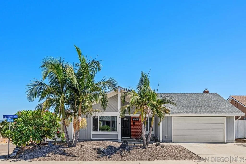 Photo of 9933 Oakstone Ct