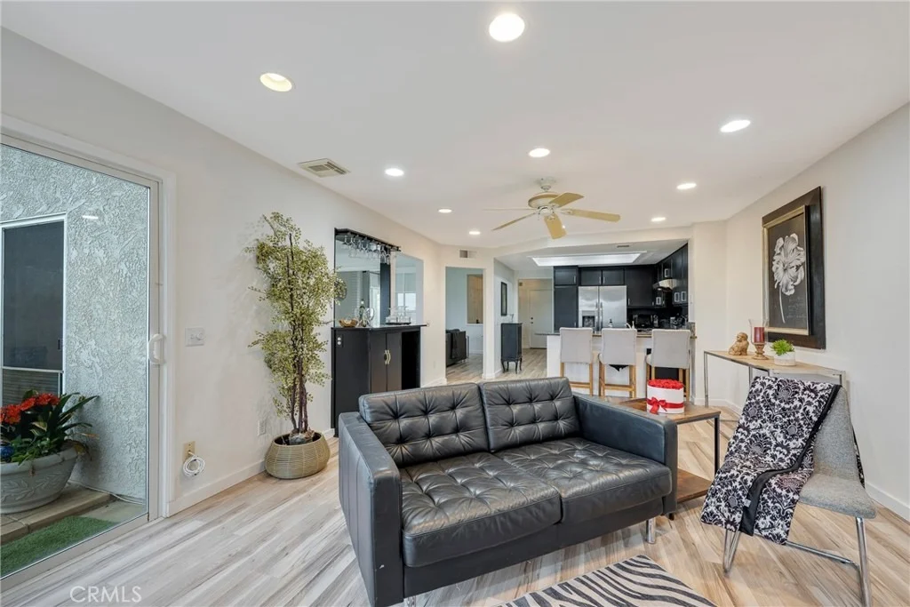 Photo of 2702 S George