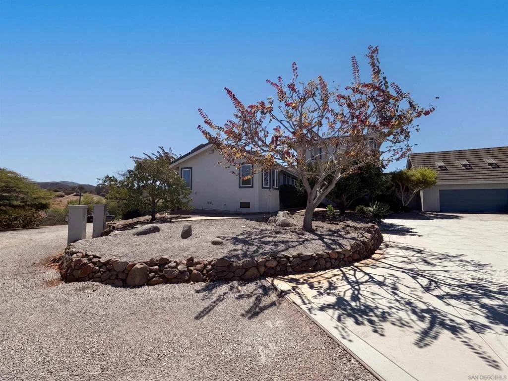 Photo of 1596 Aldorado