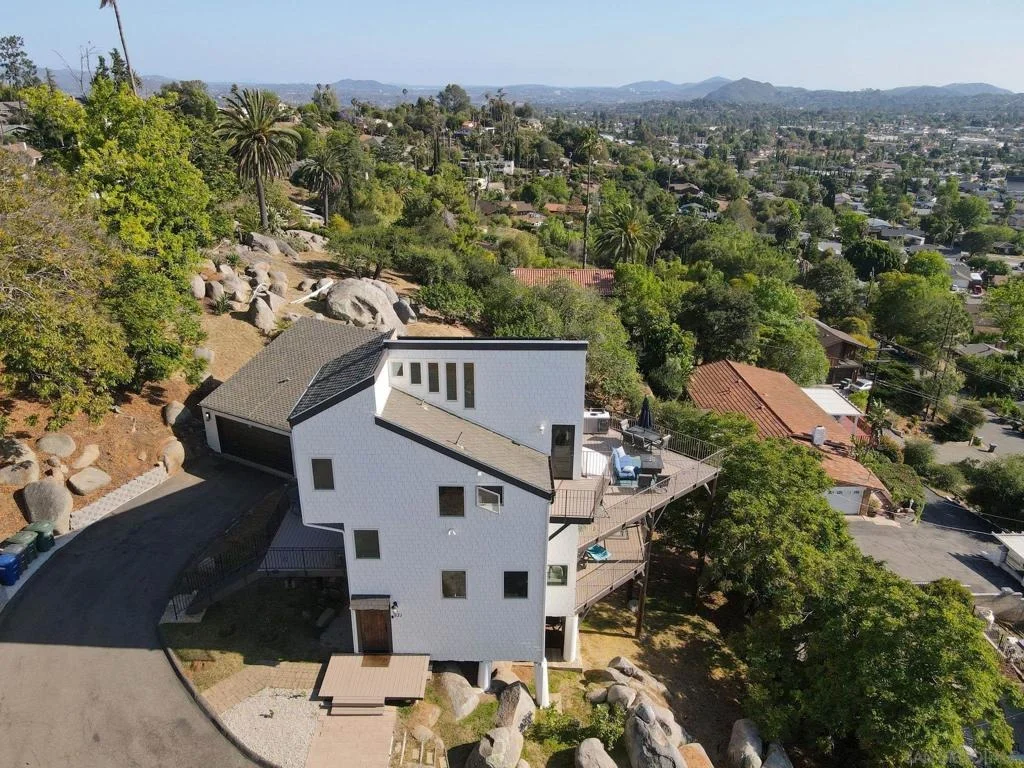 Photo of 931 Sol Vista Glen