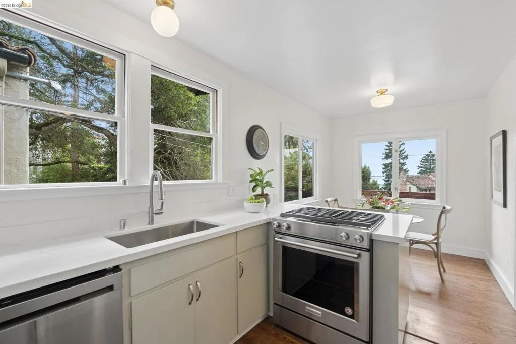 Photo of 765 Euclid Ave