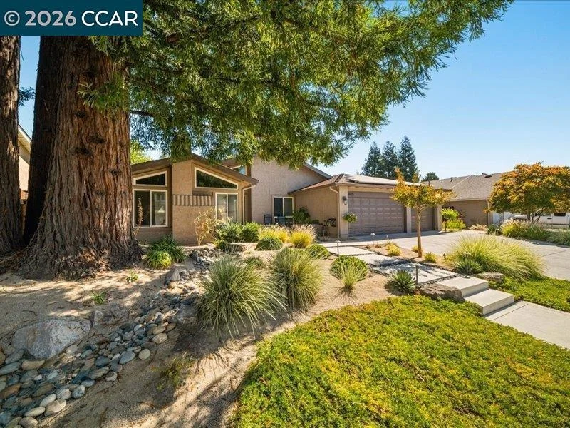 Photo of 12252 Toluca Dr
