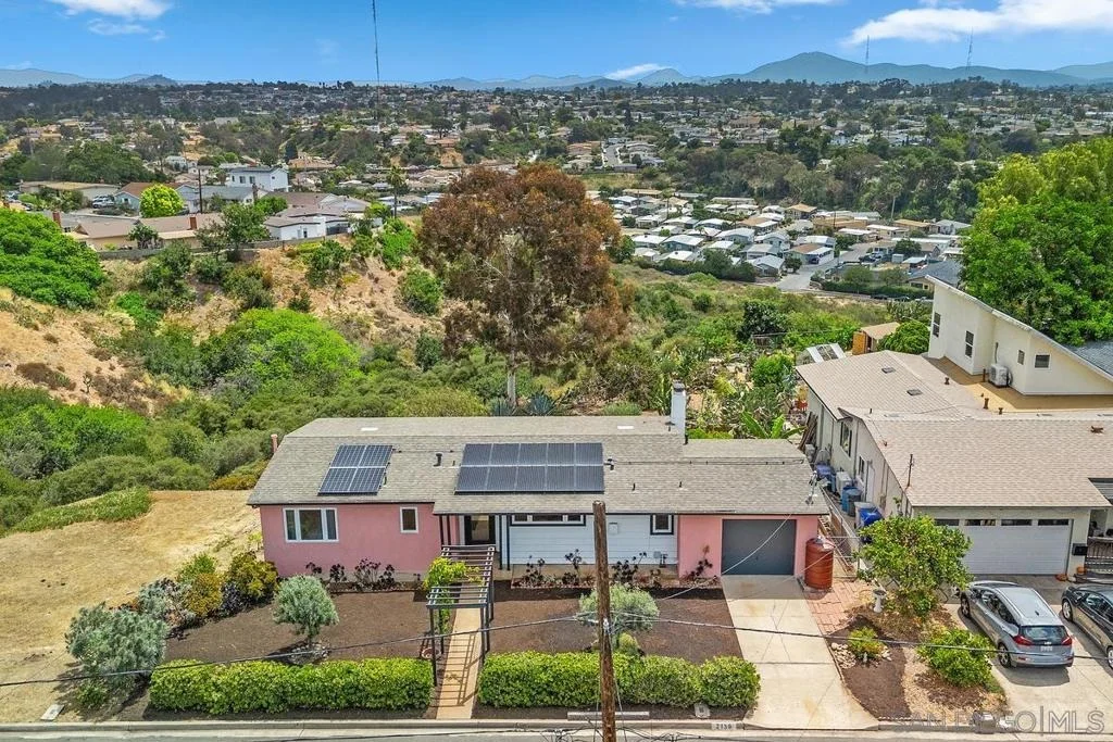 Photo of 2139 Clematis Street