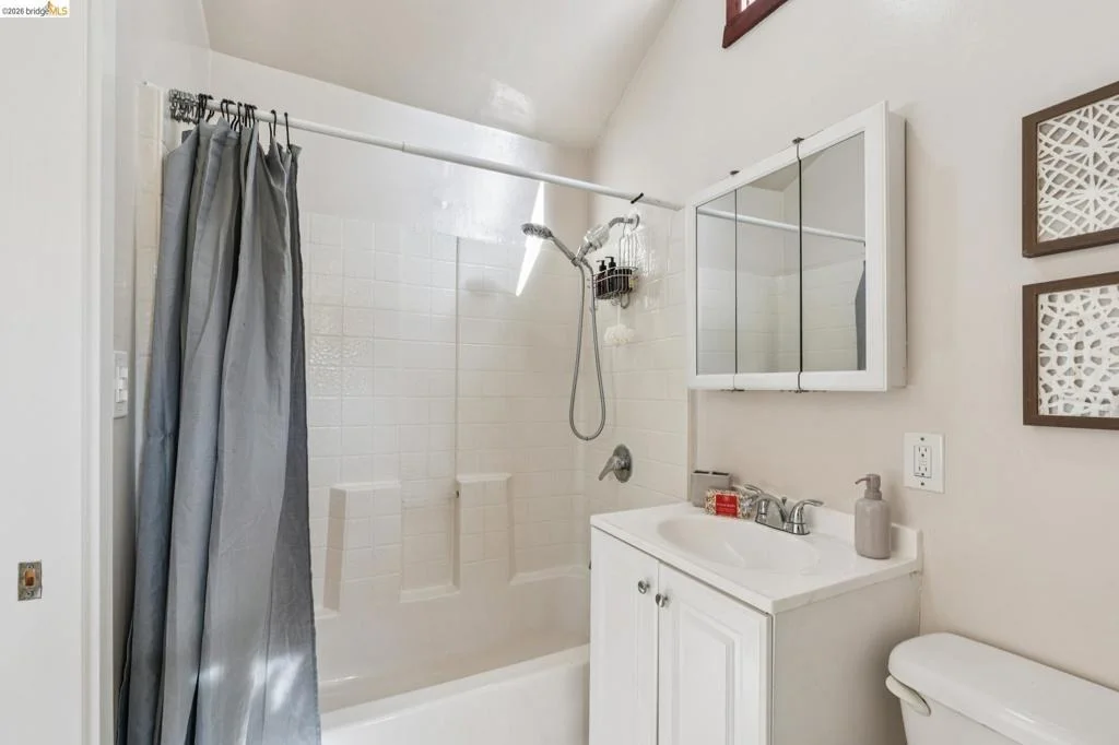 Photo of 1322 Bancroft Way