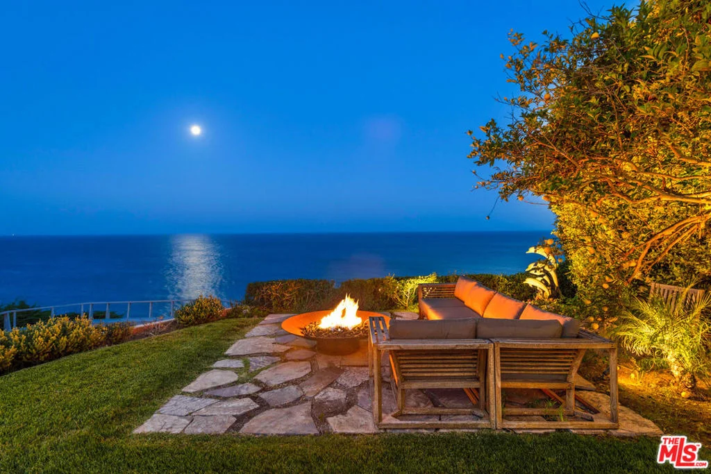 Photo of 29020 Cliffside Drive