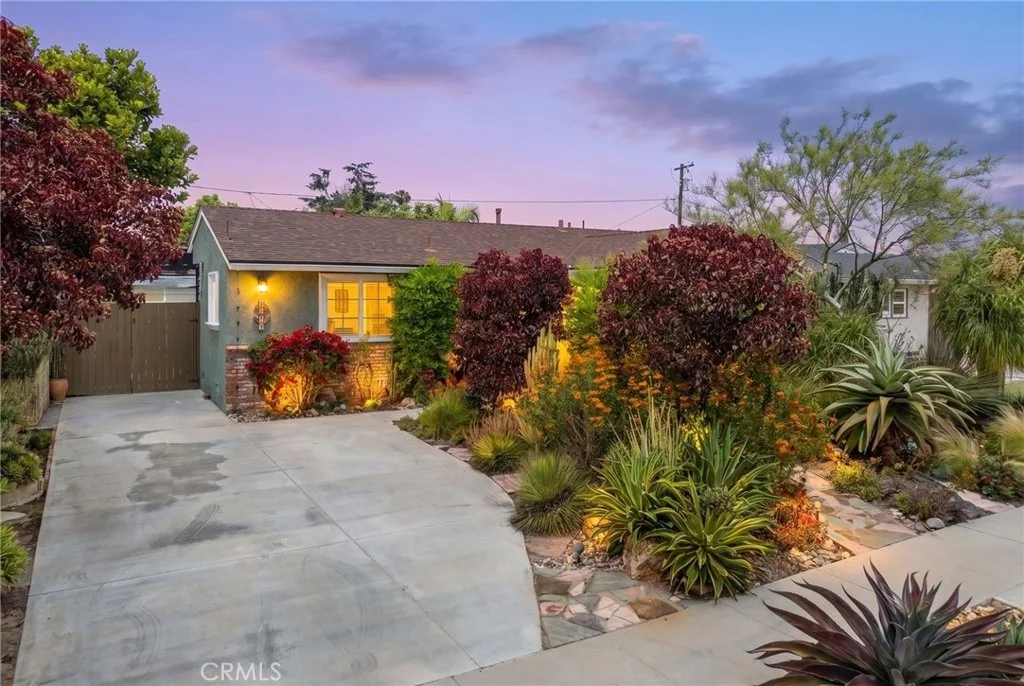 Photo of 5139 E Lanai Street