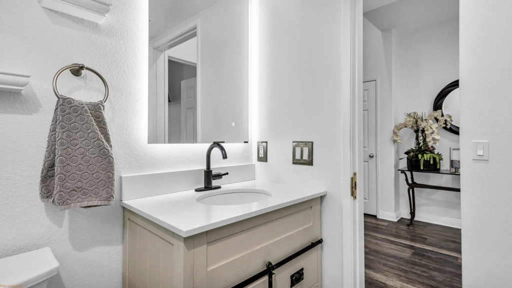 Photo of 49785 Redondo Poniente
