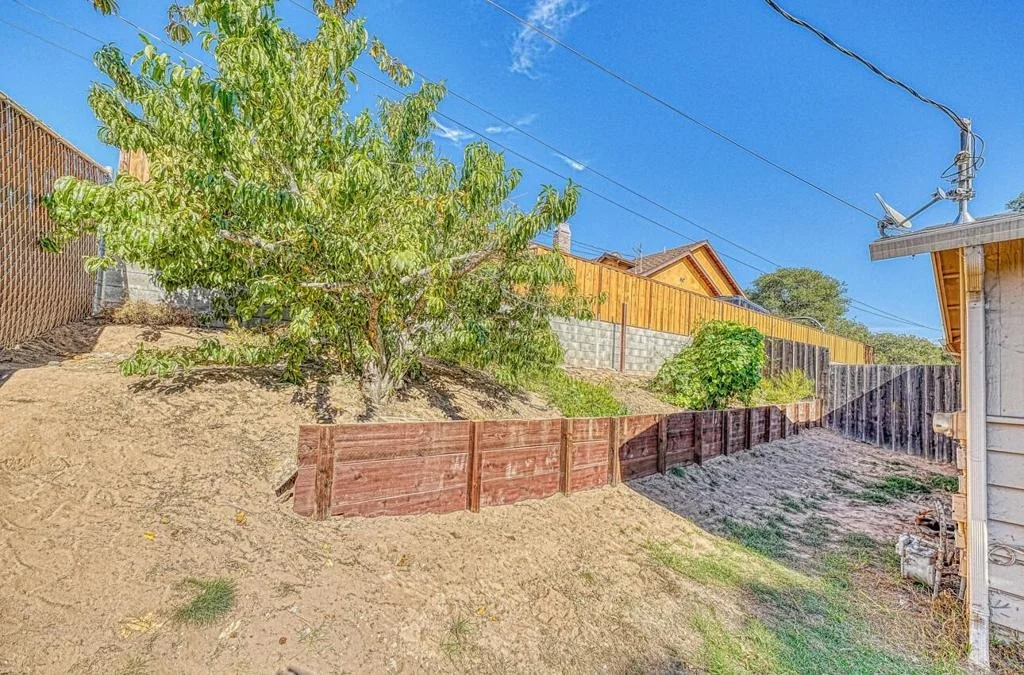 Photo of 7695 Pine Tree Way