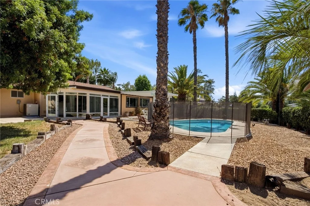 Photo of 31060 Sunset Avenue