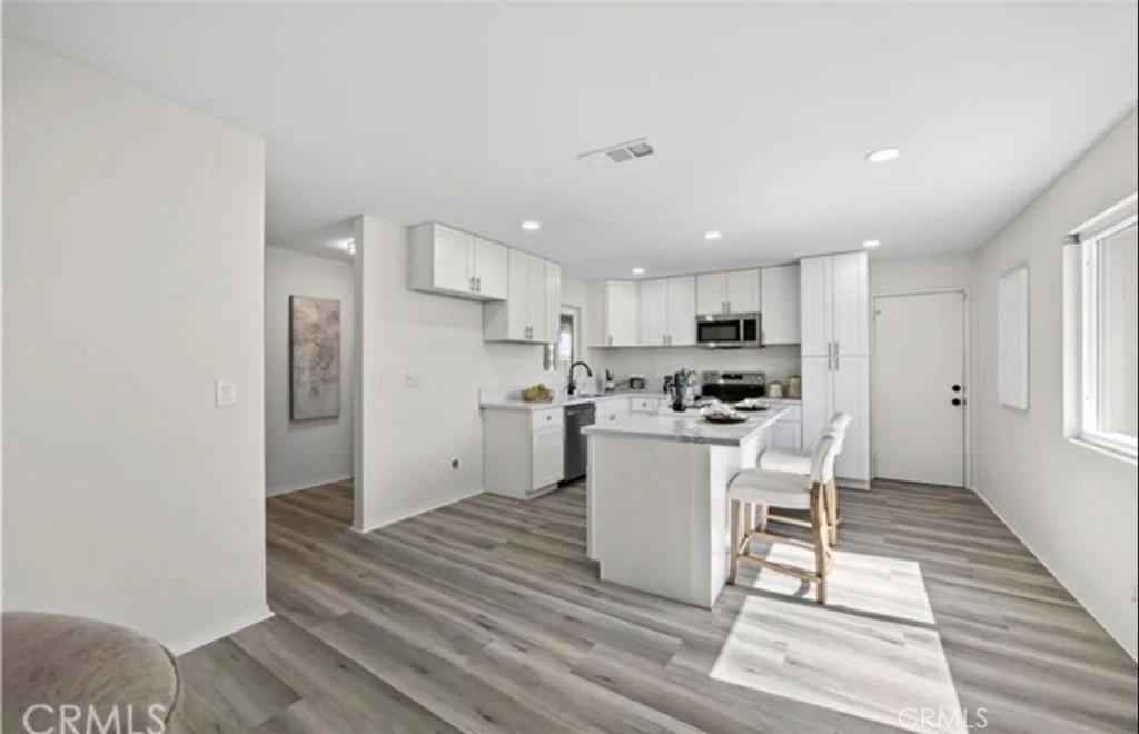 Photo of 26170 Lancaster