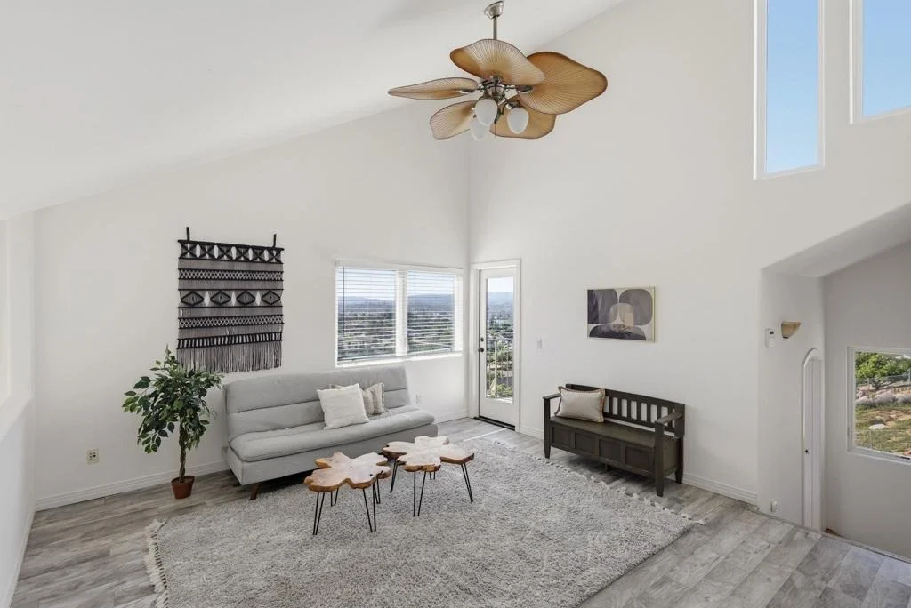 Photo of 931 Sol Vista Glen