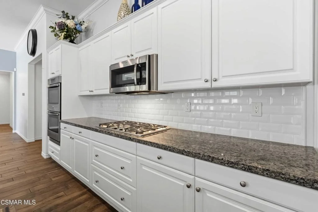Photo of 585 Comet Avenue