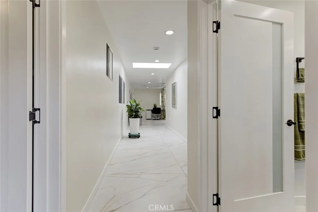 Photo of 1503 Coronel