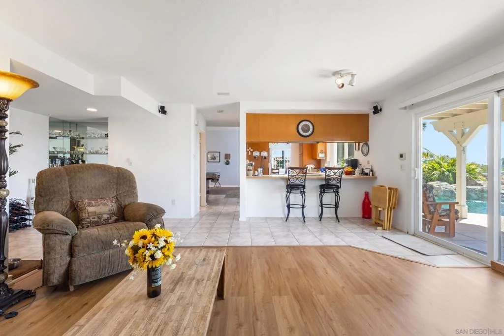 Photo of 3497 Topeka  Street