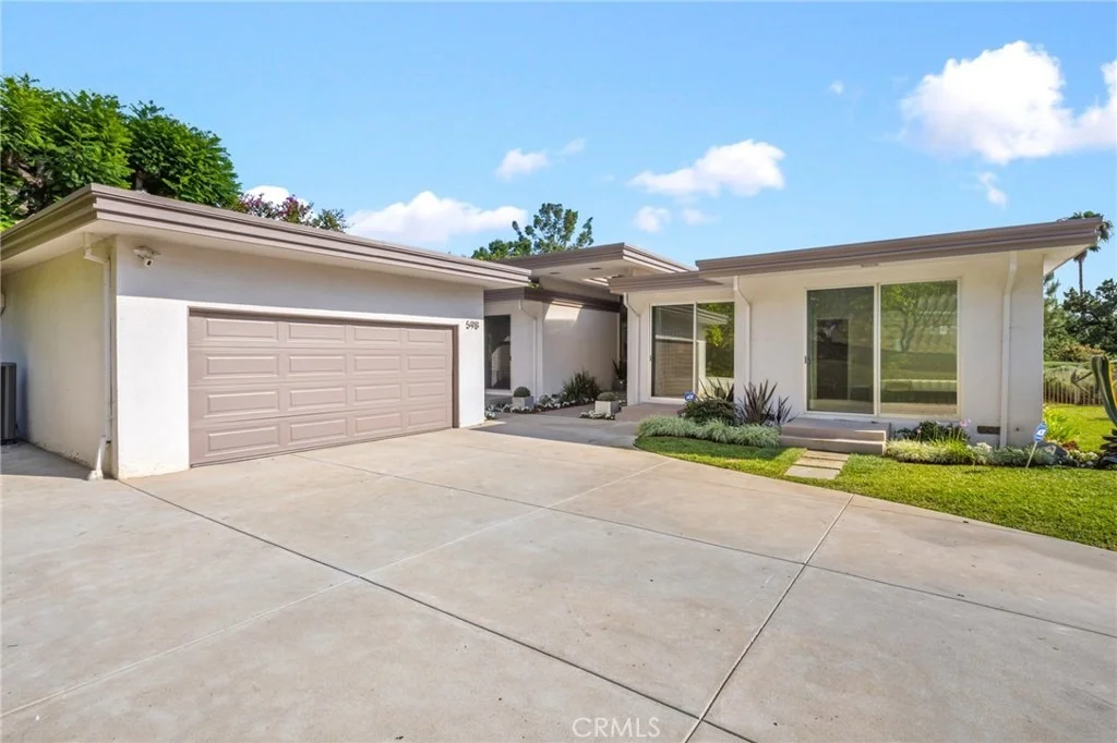 Photo of 598 Camillo Road