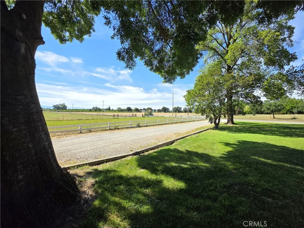 Photo of 23773 River Rd