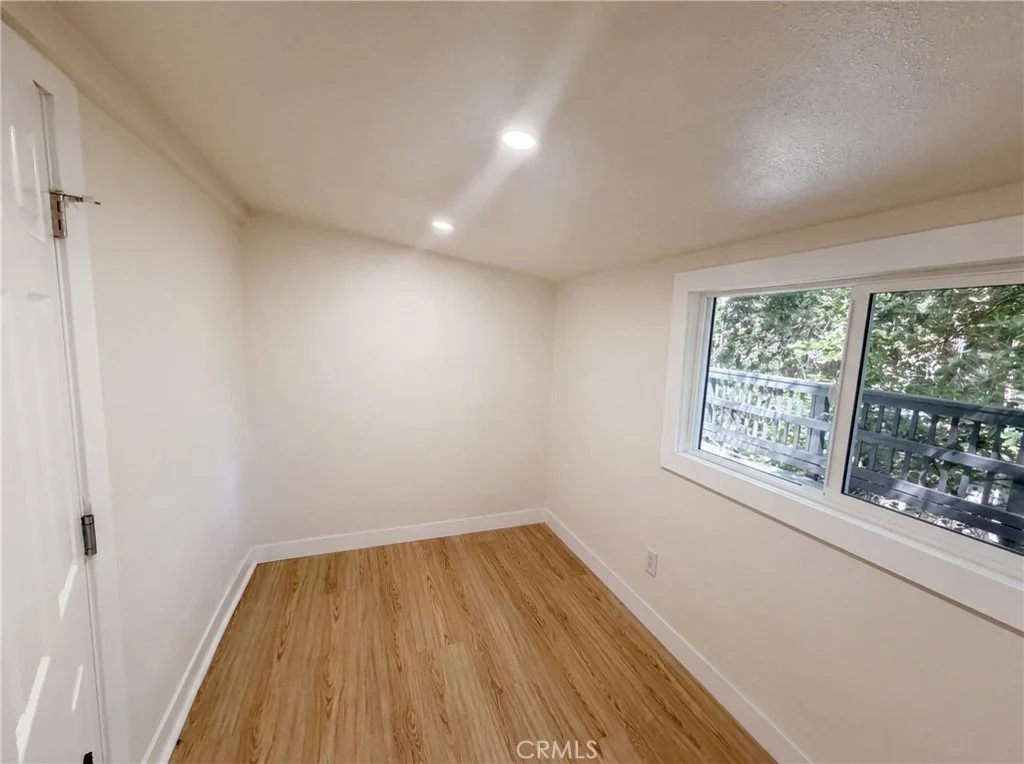 Photo of 982 Oak