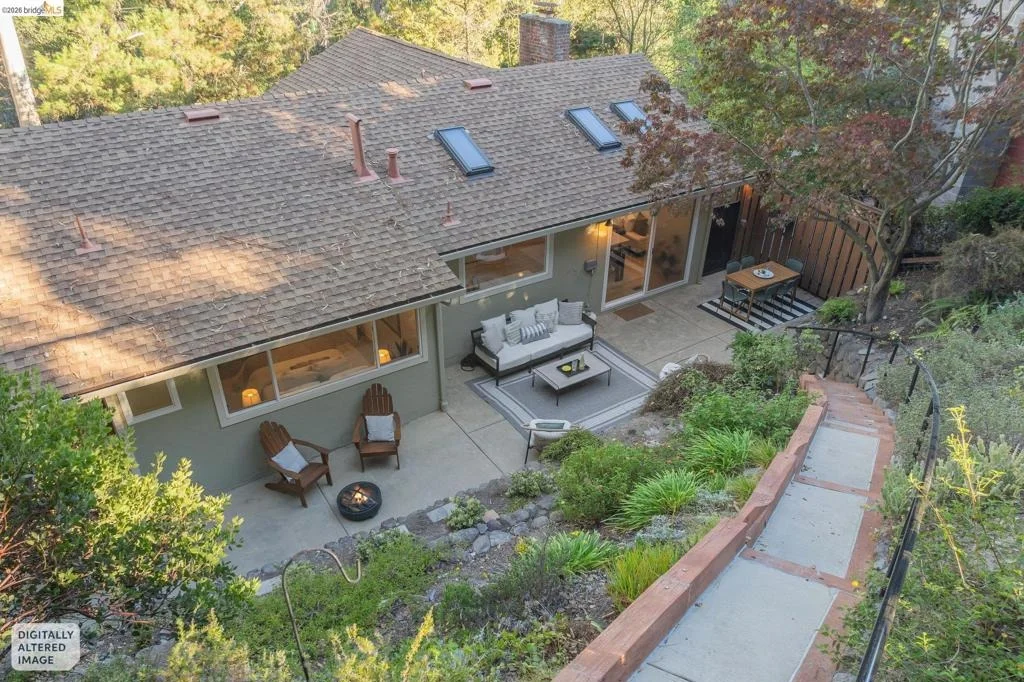 Photo of 7094 Pinehaven Rd