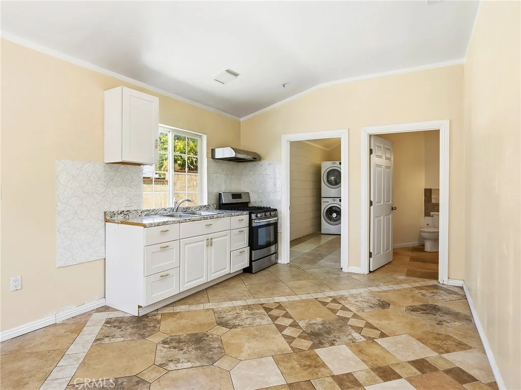 Photo of 3305 Community Avenue
