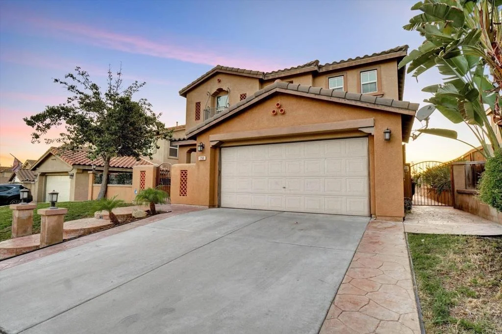 Photo of 1260 Long View Drive