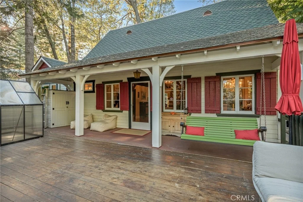 Photo of 28782 Cedar Drive