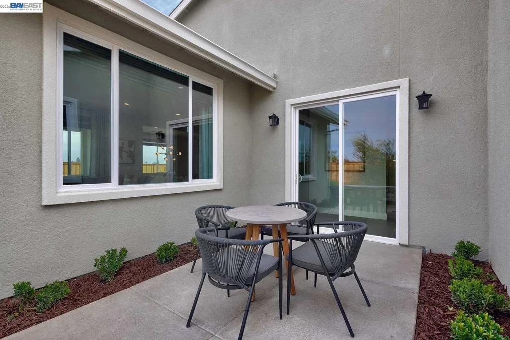 Photo of 1288 Parkcrest Circle